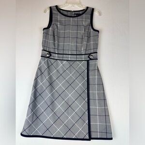 Tommy Hilfiger Plaid Dress Womens sz 8 Office Career Academia Preppy Navy & Gray